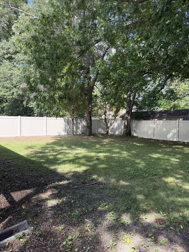 1221 Taney Ave