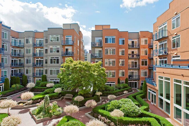 Photo - 2415 2nd Ave Unit ID1313860P