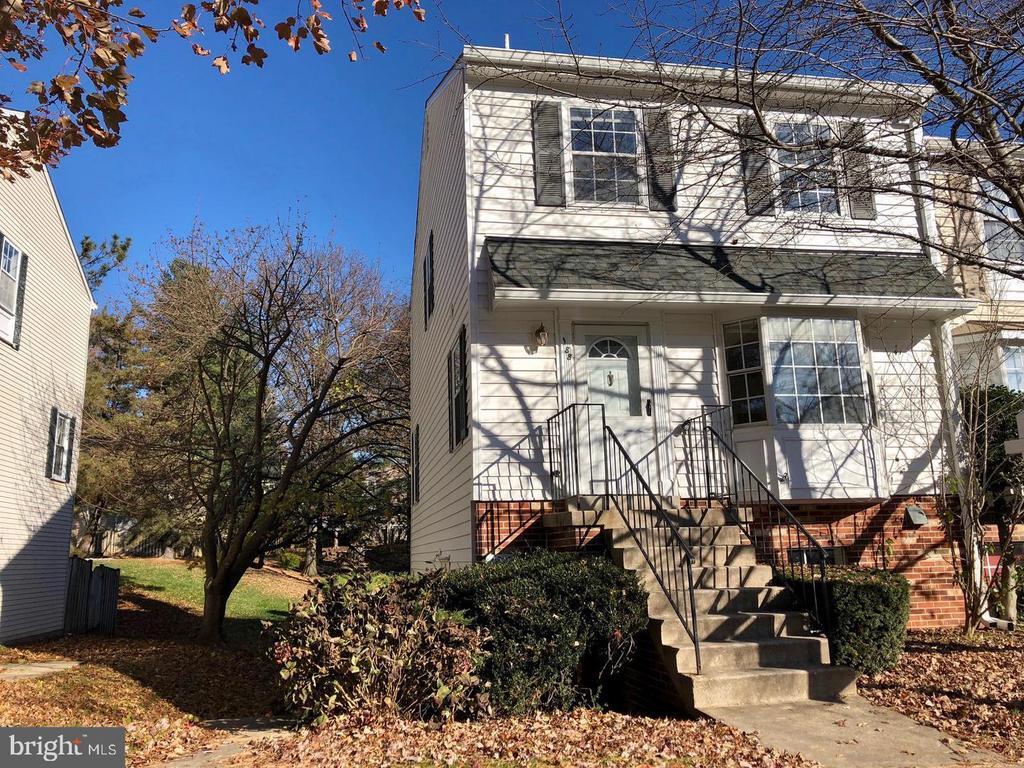 Photo - 188 Crossbow Ln Townhome