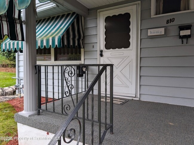 Building Photo - 810 Gino Merli Dr