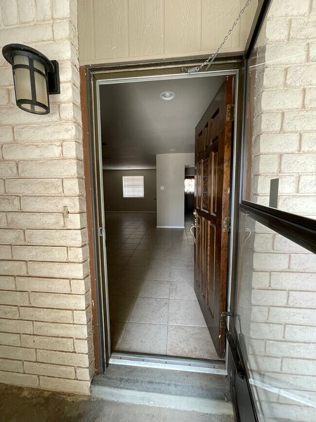 Photo - North Penn Triplex Unit 608 B N Pennslyvania (104)