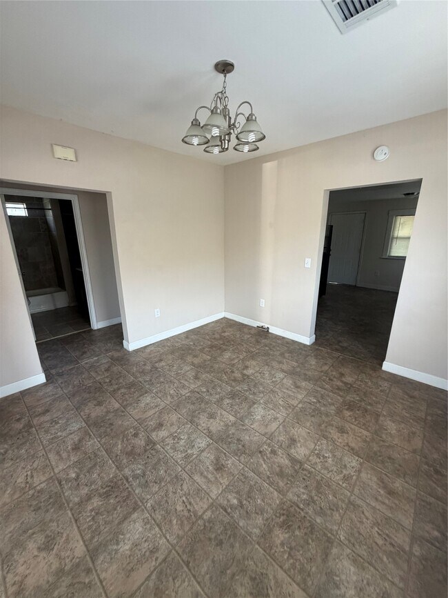 Photo - 6830 Avenue I