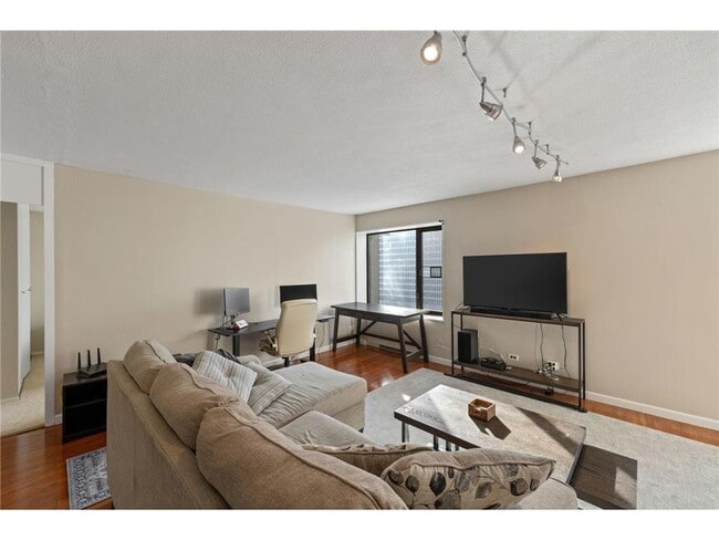 Photo - 19 S 1st St Unit B1503