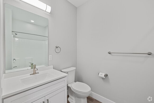 Studio - 448SF - Bathroom