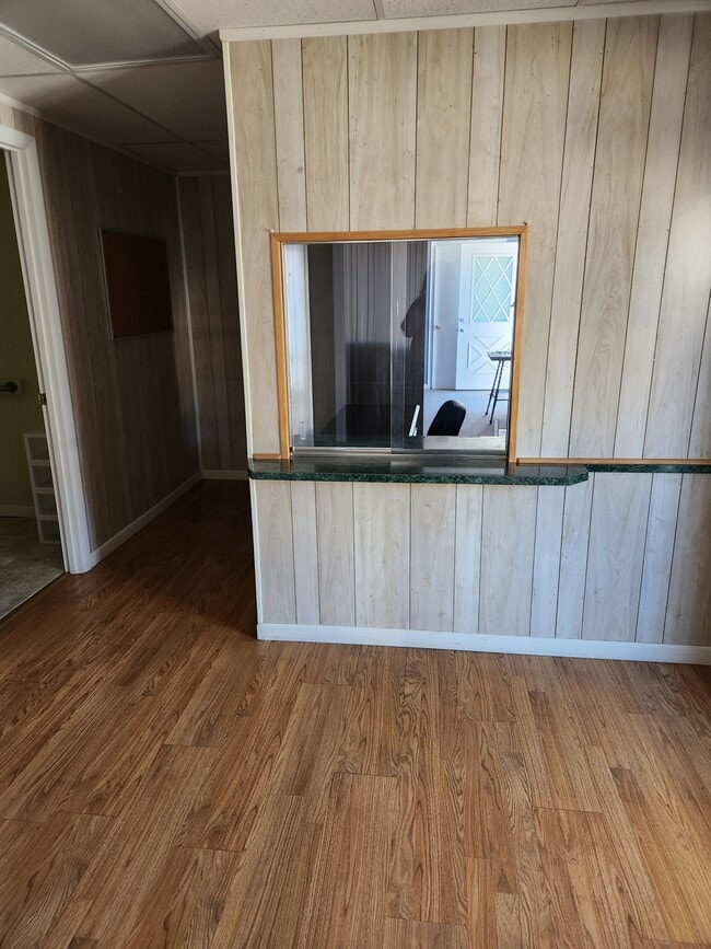 Photo - 433 S Mineral St