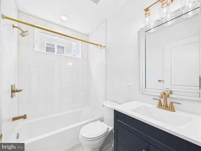 Photo - 1326 S Gross St Unit 2