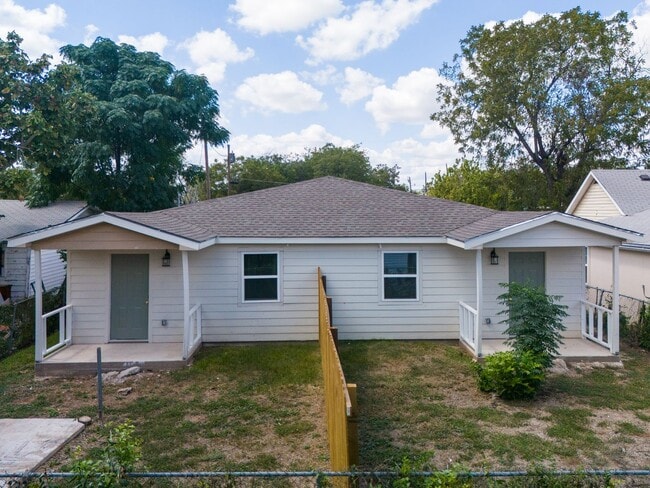 Photo - 706 N 16th St Unidad B