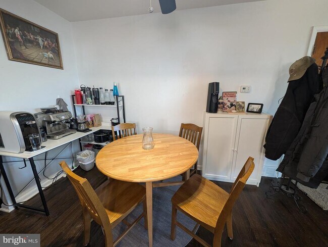 Photo - 910 Durard Rd Unidad 2