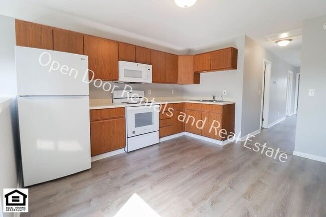 Photo - 515 1/2 N State St