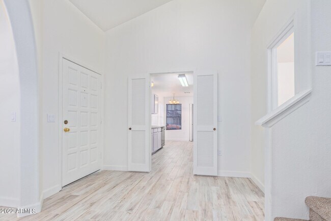 Photo - 509 E Rimrock Dr
