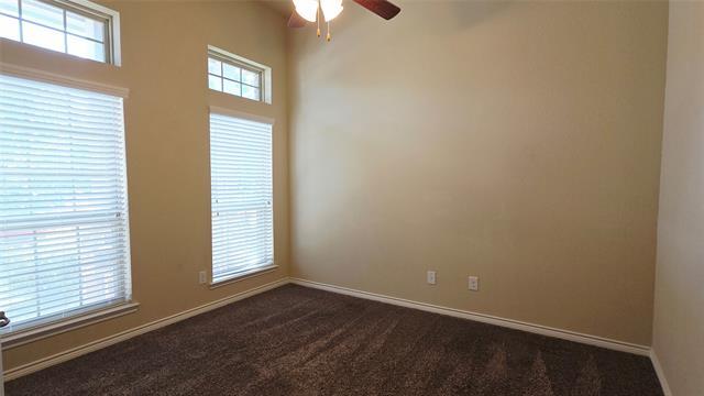 3220 Sunny Hl Wy
