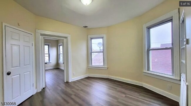 Photo - 173 Belleville Ave Unidad 2