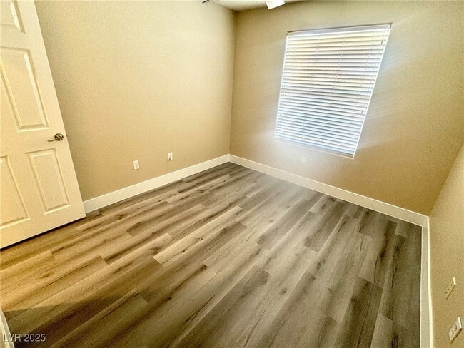 Building Photo - 8174 Amphora St