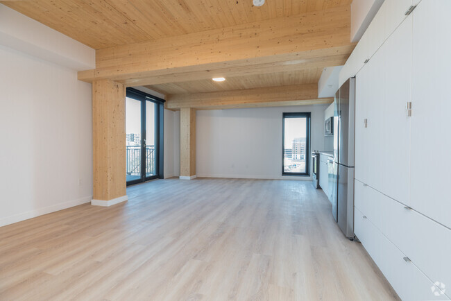 Building Photo - 11 E Lenox St Unit 206 Rental