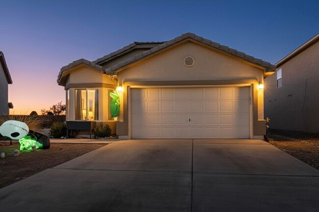 Photo - 680 Purple Aster Ave SW