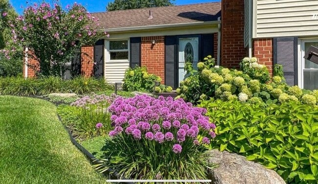 Photo - 5285 Hardwoods Dr