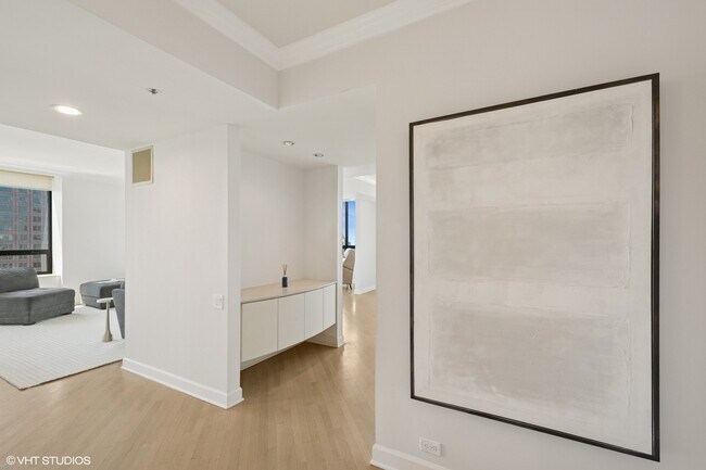 Photo - 180 E Pearson St