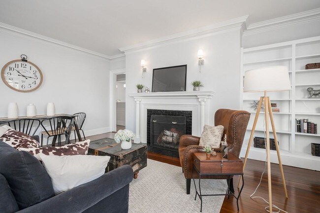 Photo - 112 Pinckney St Unit 12A