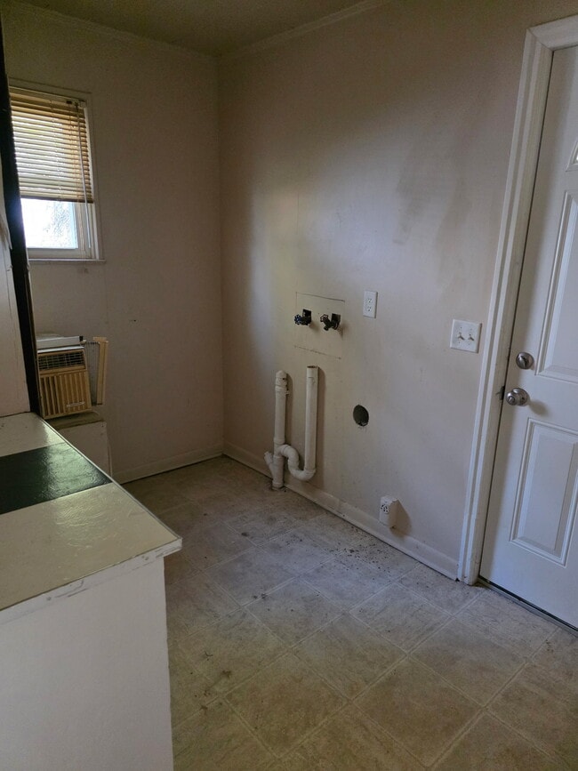 Photo - 732 Maplehill Ave