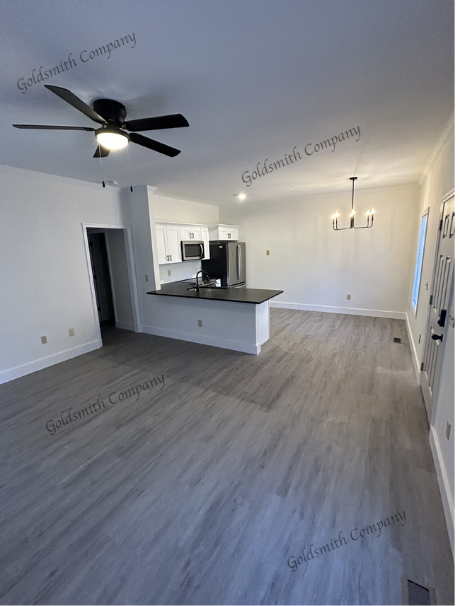 Newly Renovated Duplex in Cherrydale Area Apartment Greenville, SC