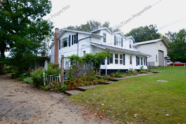 Photo - 10 Riverview St Unidad #6