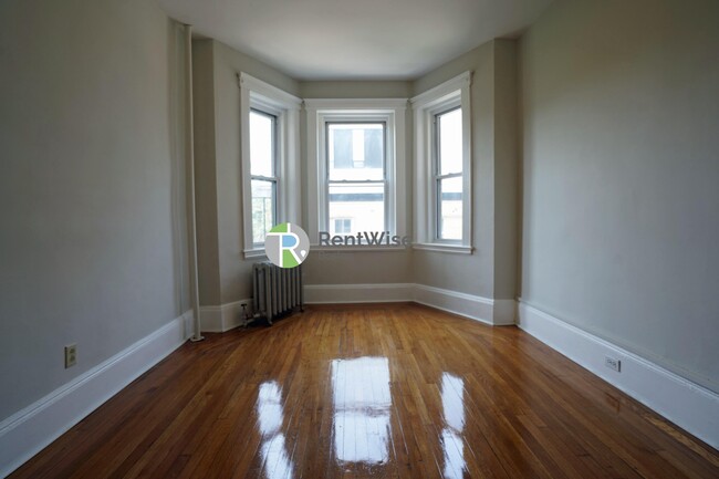 Photo - 38 Hemenway St Apartment Unit 39