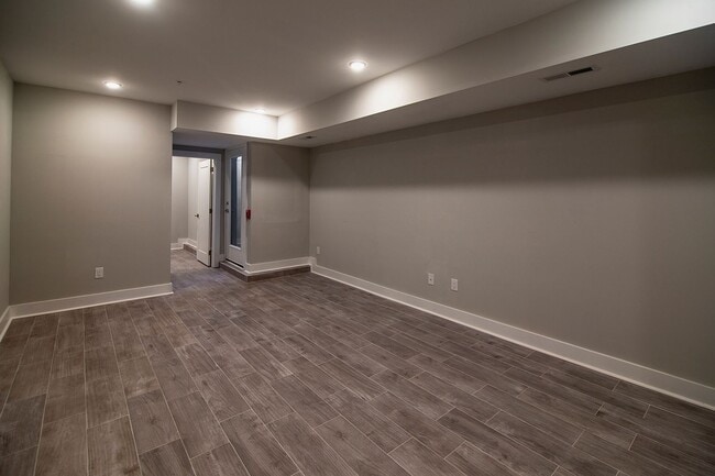 Photo - 5334 Cedar Ave Unidad #1A