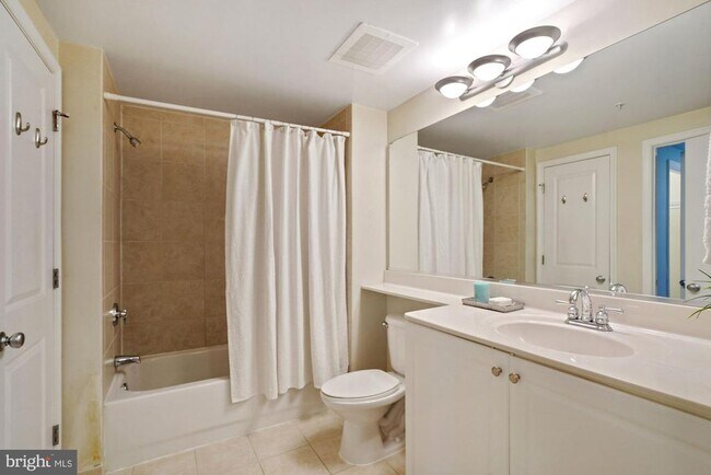 Photo - 851 N Glebe Rd Unit 1809