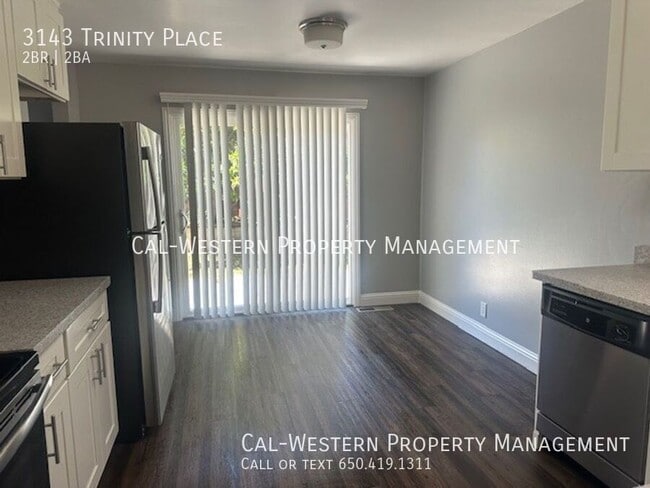 Photo - 3143 Trinity Pl
