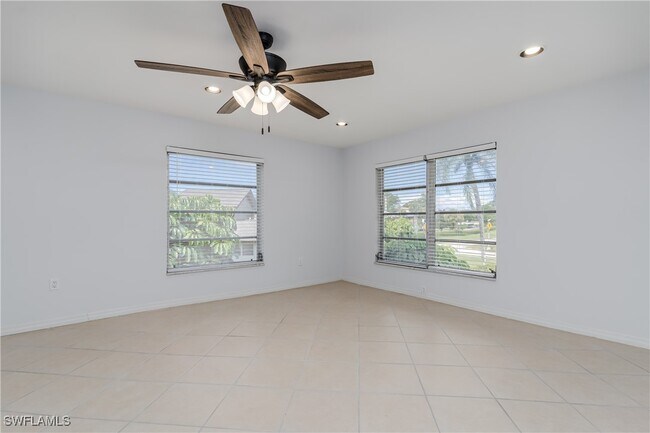 Photo - 180 Cypress Way E Unidad B212