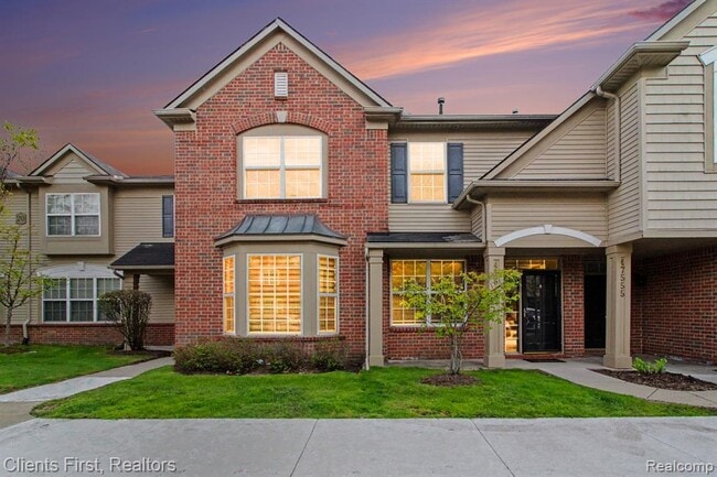 Photo - 47547 Ormskirk Dr