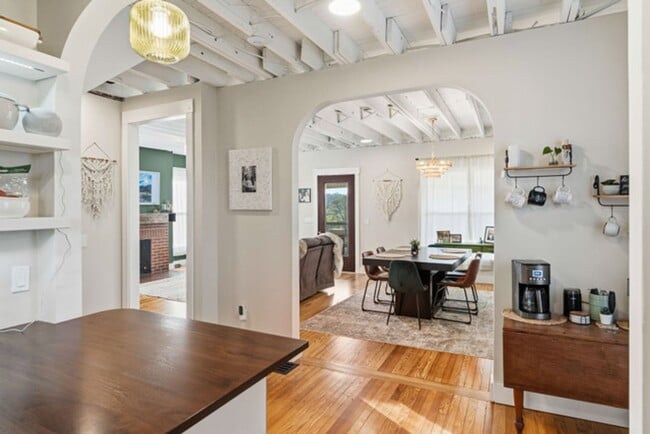 Photo - Furnished Country Home For Rent