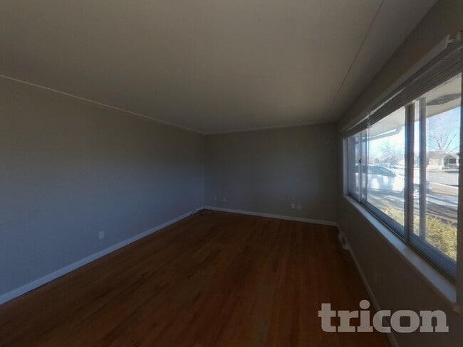 Photo - 915 S Tyler Ave