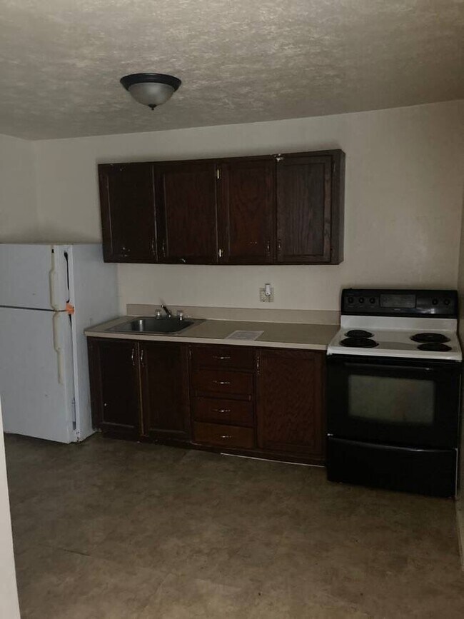 Photo - 207 Cunningham St Unit C