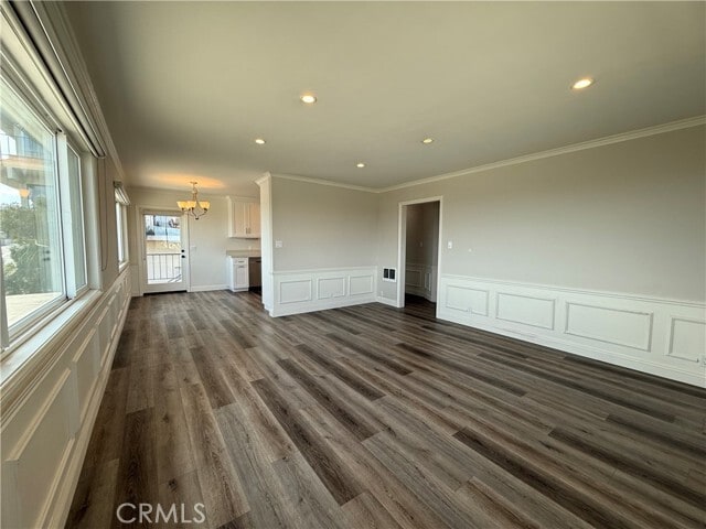 Photo - 665 W 34th St Unidad 8