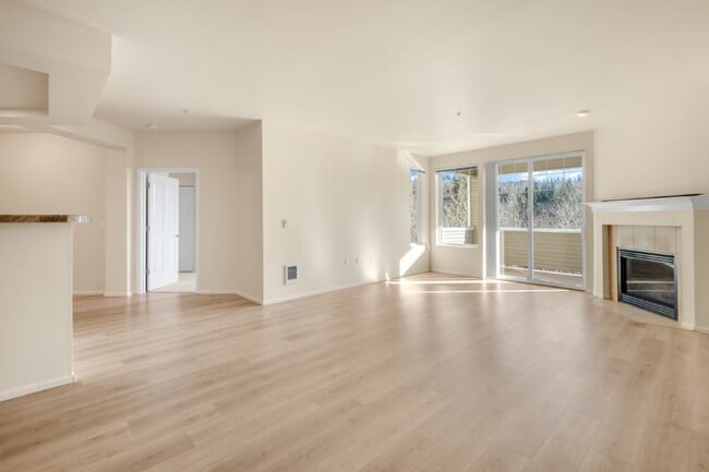 Photo - 1Bd/1Ba Bellevue Condo Unit B112