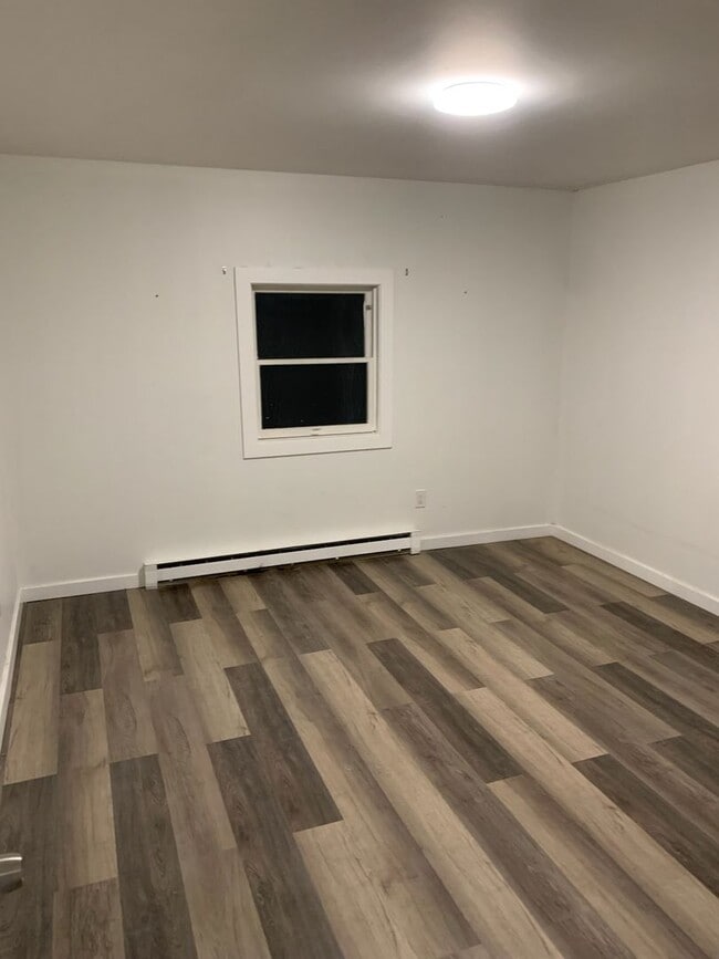 Building Photo - Bell Ave Unit 1