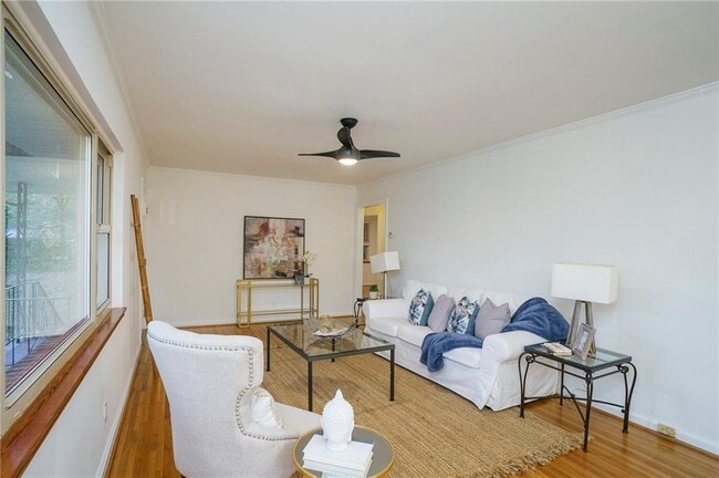 Photo - 436 Grady Pl