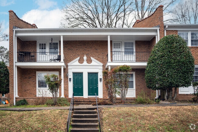 Georgetown Manor