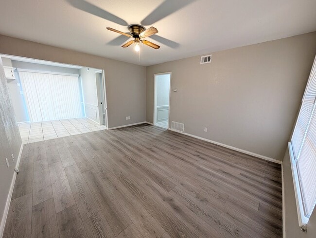 Photo - Super Cute 3 Bed