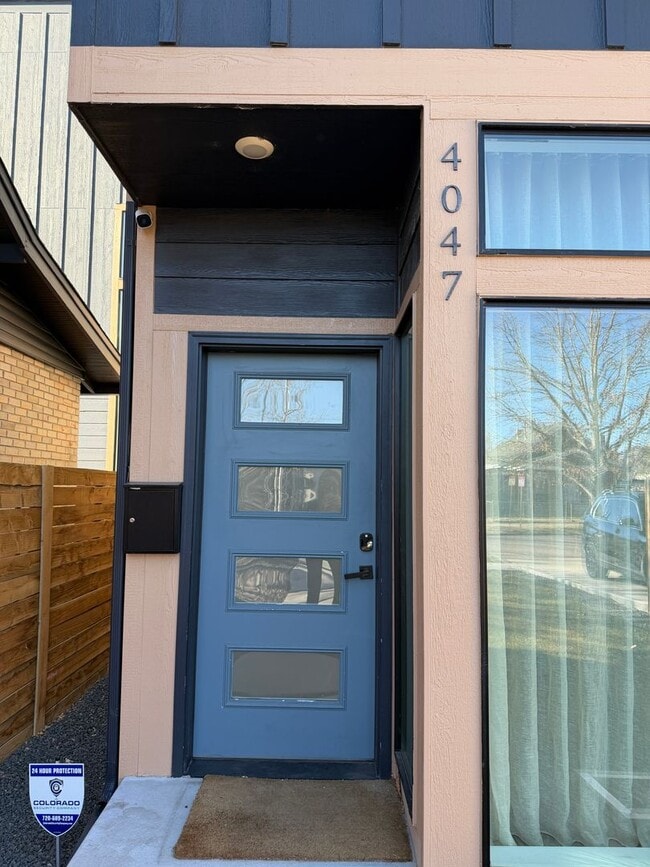 Photo - Gorgeous Sunnyside 4 bedroom home with rooftop patio