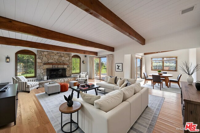 Photo - 1344 Bienveneda Ave