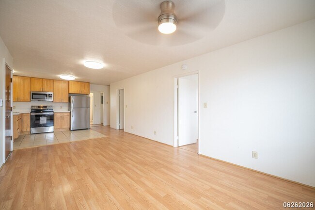 Photo - $3,500 / 3BR • 2BA • 991 SF – Home in Liliha | Available Now! (Honolulu)