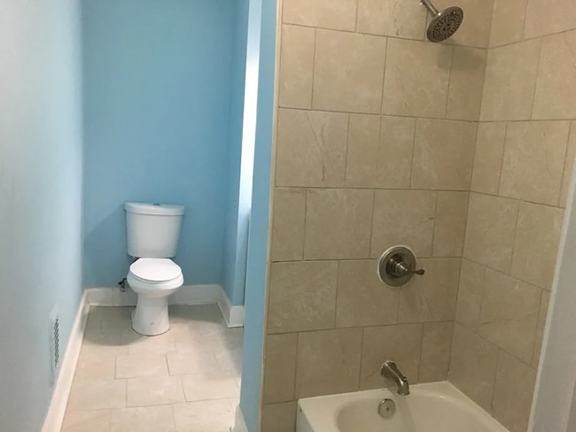 Photo - 614 Ashburton St