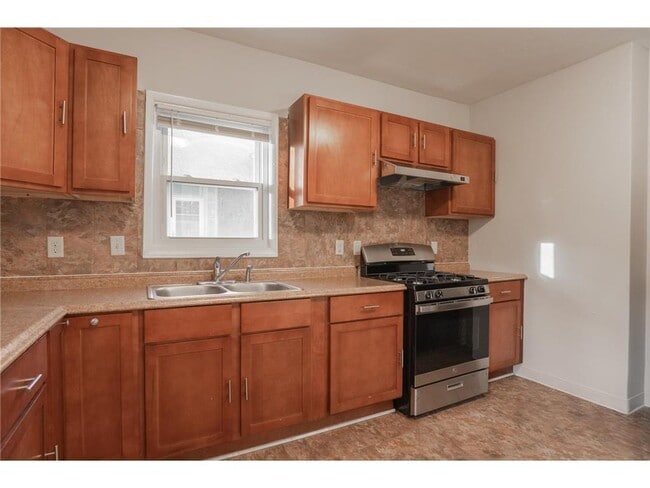 Photo - 4007 N Girard Ave