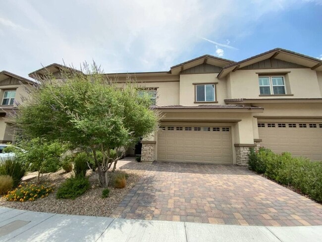 Building Photo - STUNNING LUXURY TOLL BROTHERS DESIGN TOWNH... Rental