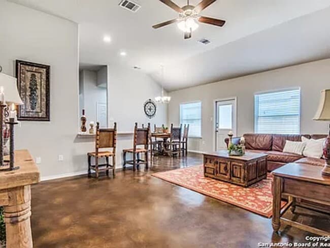 Photo - Beautiful Duplex in Seguin!