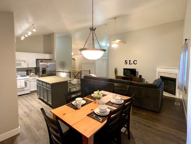 Photo - 1849 Stallion Ln