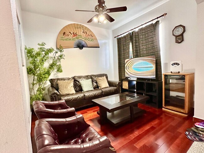 Photo - 5632 Rickshaw Ln