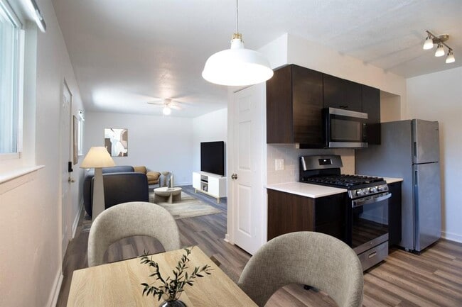 Building Photo - 7945 Gault St Unit 202